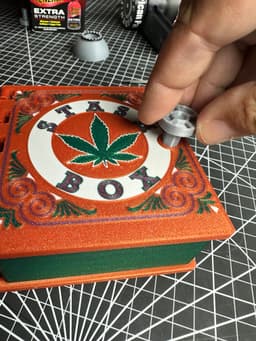 Marijuana Stash Box - Print in Place 3d model