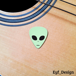 Fun Guitar Picks: Alien 3d model