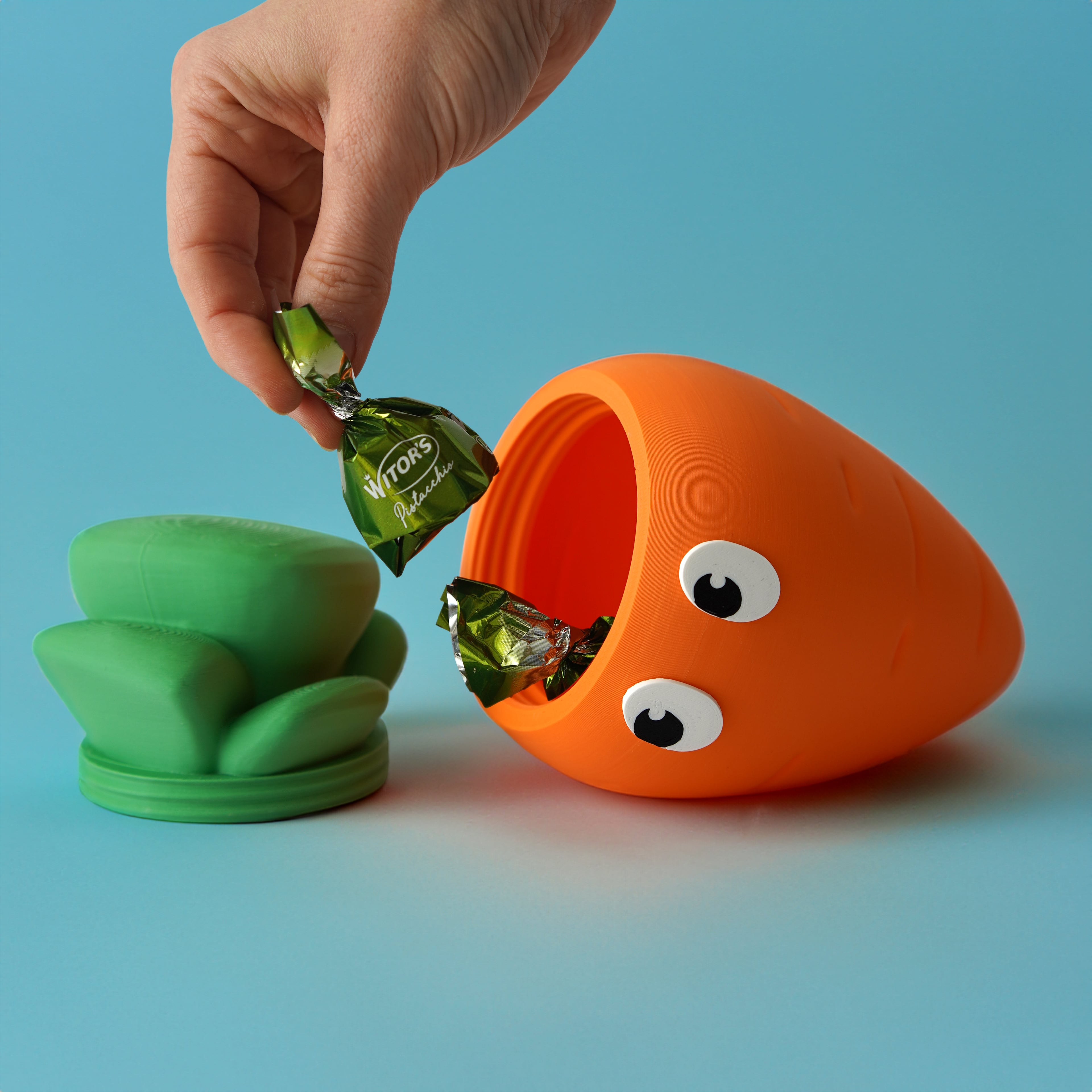 Carlo the Carrot Container 3d model