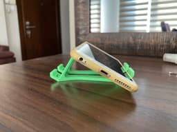 Mckurt's Phone Stand 3d model