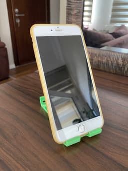 Mckurt's Phone Stand 3d model