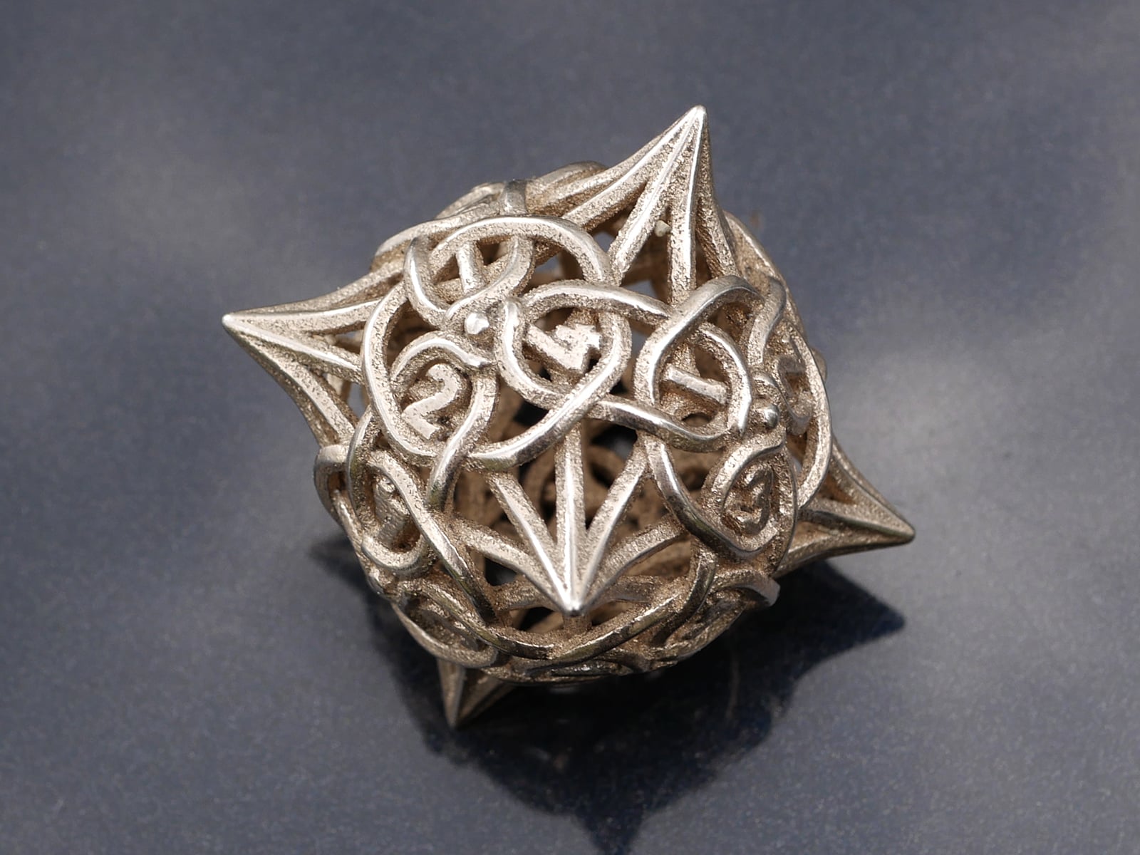 Multiplicitous d4 3d model