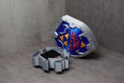 XL Hylian Shield Nintendo Switch Cartridge Case 3d model