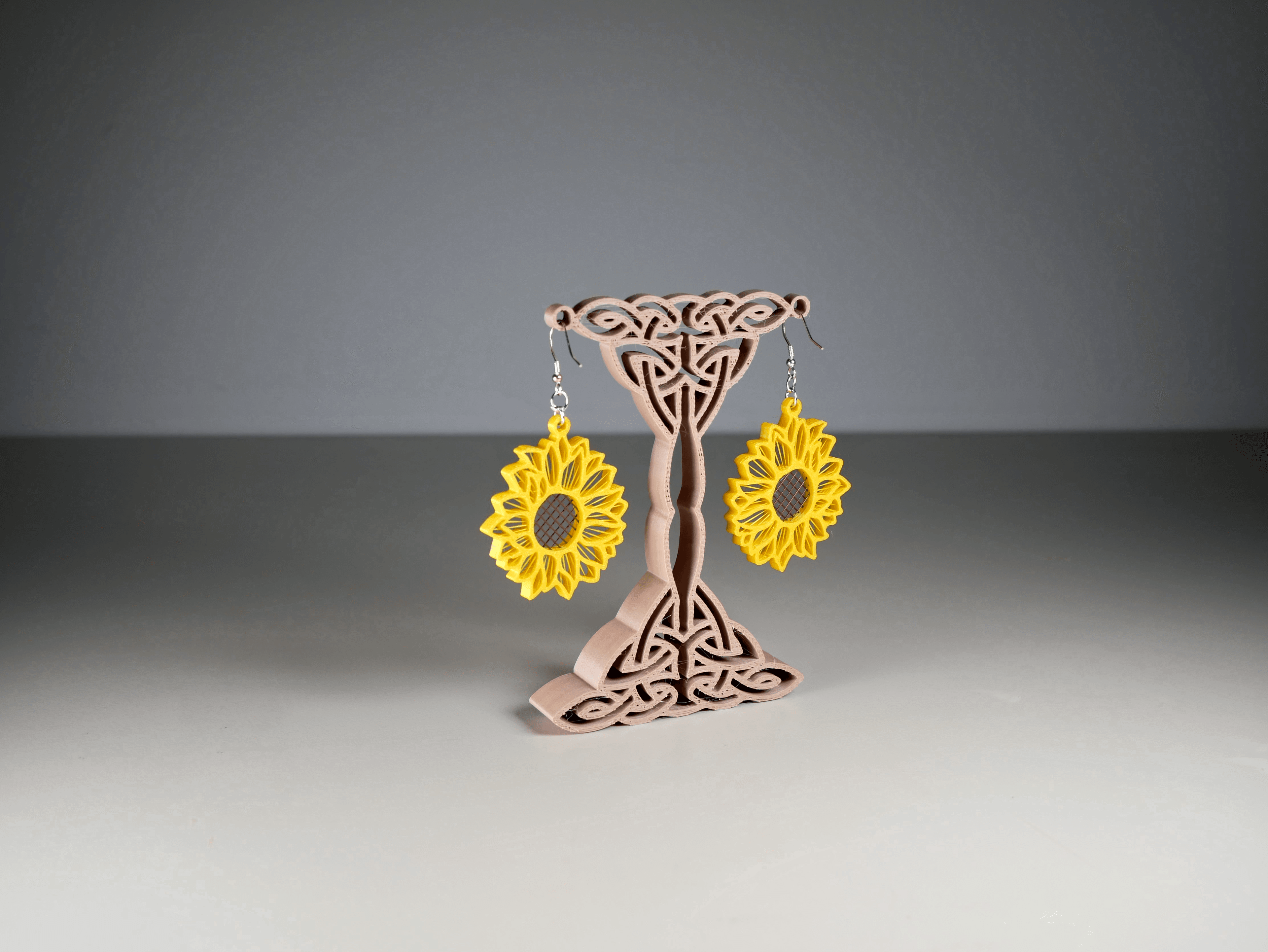 String Sunflower Earrings 3d model