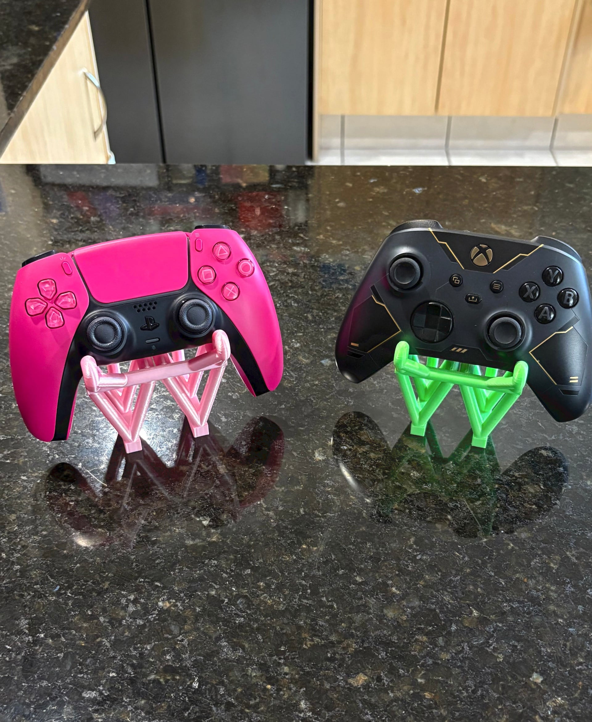 Controller Stand Slim 3d model
