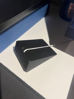 ipod stand with charger 3d model