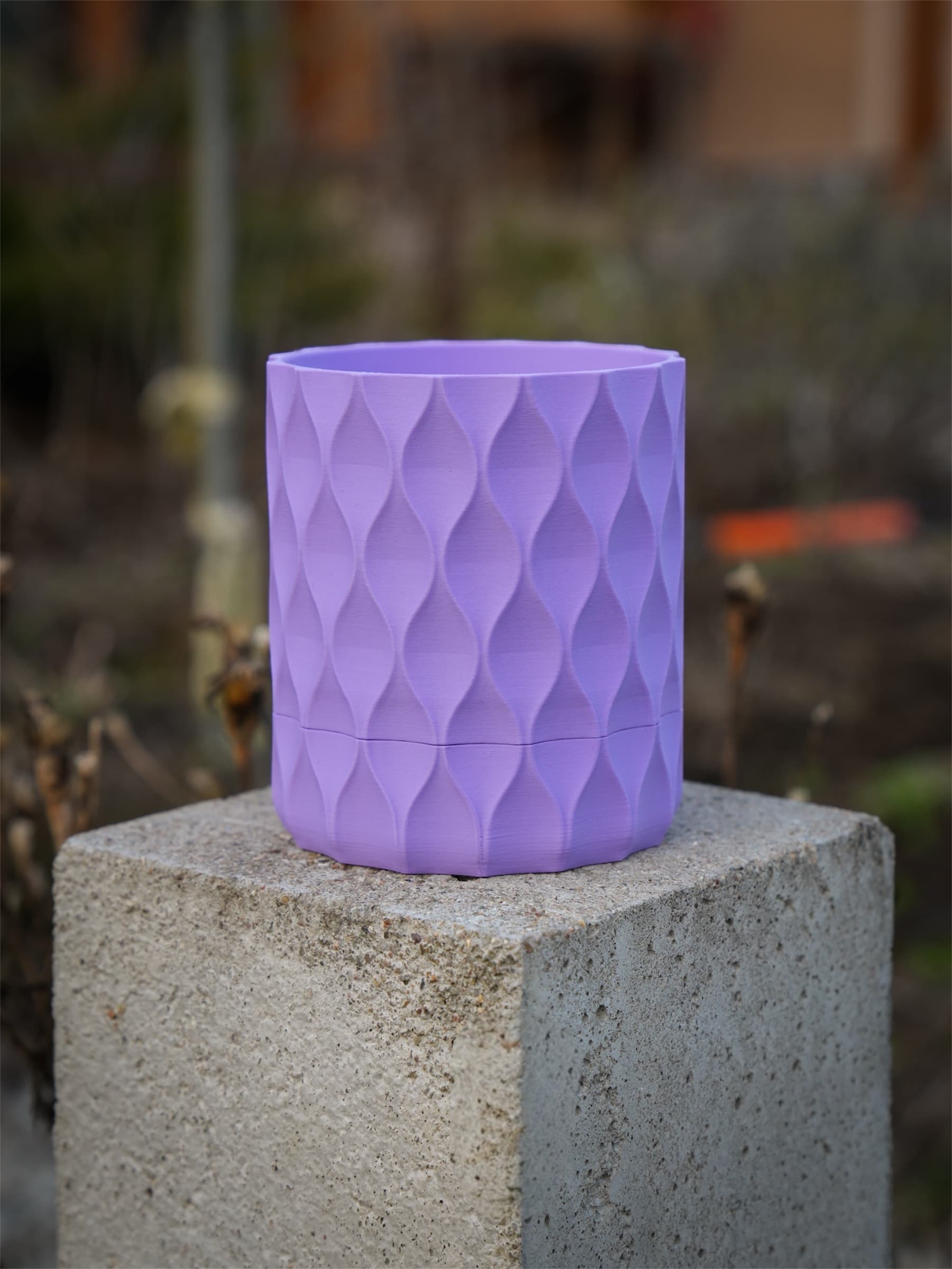TWIST-OFF PLANTER - WAVES 3d model