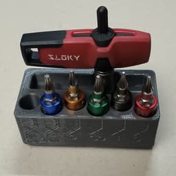 gridfinity bin for SLOKY torque screwdriver 3d model