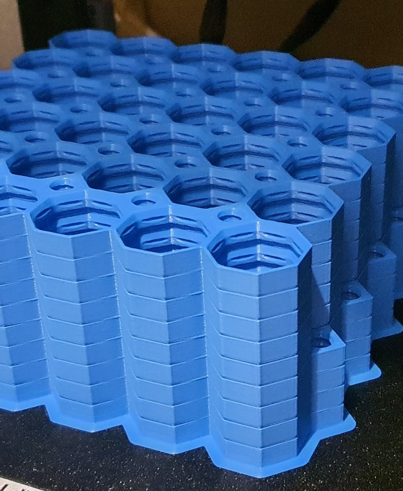 After a failed manual stack that I wanted to try (I'm clearly still getting something wrong in the alignment or something there...), this one came out beautifully!
For interest sake, this is the Ender 3 v3 KE. I printed the 6x6 to test, but the bed will support the 8x8 as well.