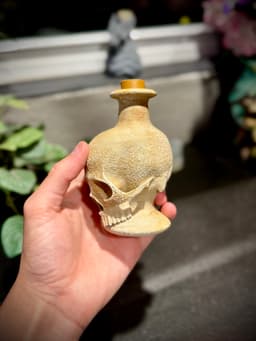 Skull potion bottle 3d model