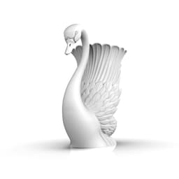 Swan-shaped vase 3d model