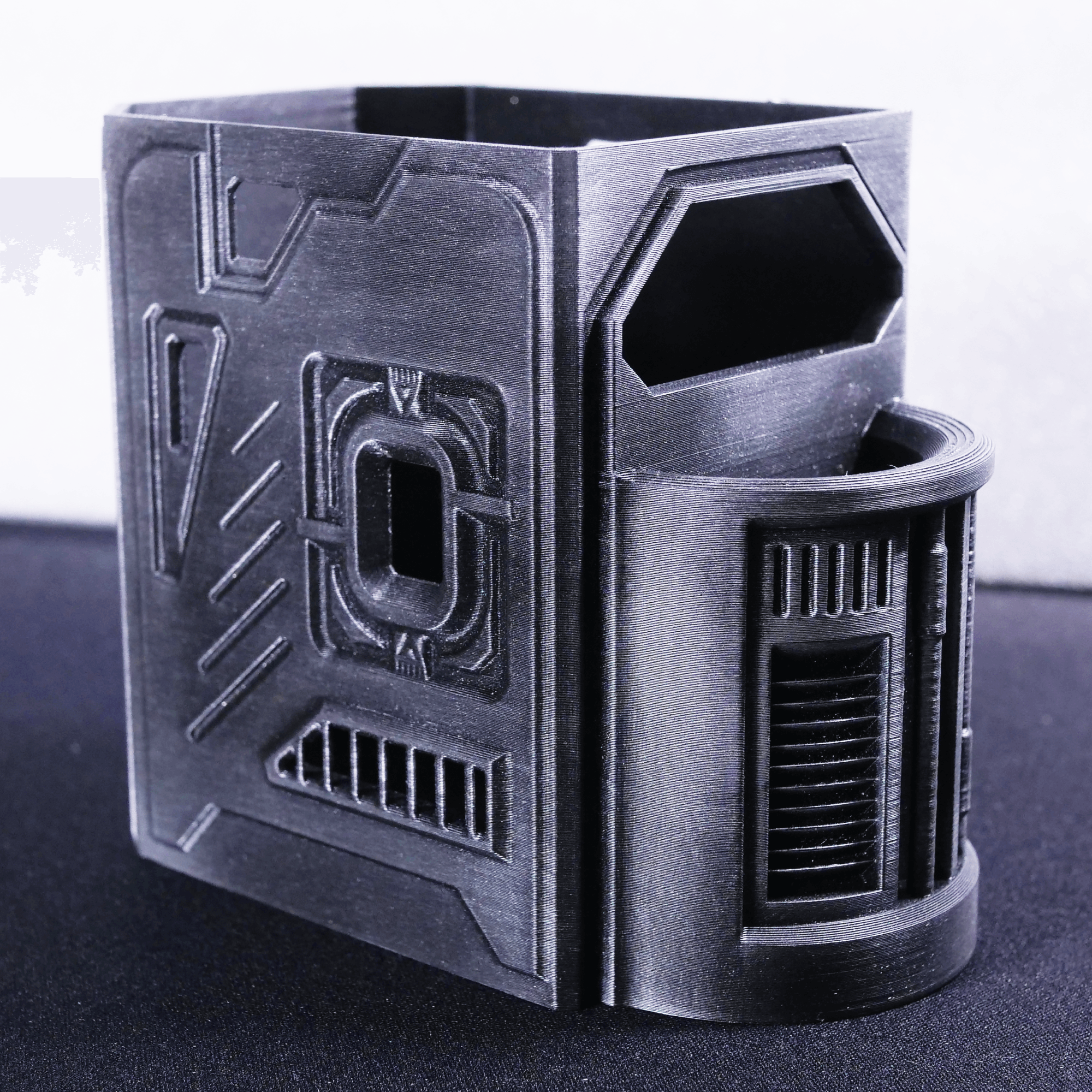 Cyberpunk Pencil Pot 3d model