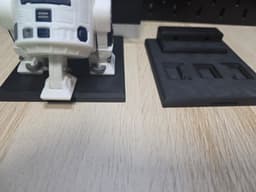 R2-Chunk2 Wall and Skadis Mounts 3d model