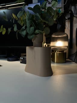 Flora Exhaust Vase 3d model