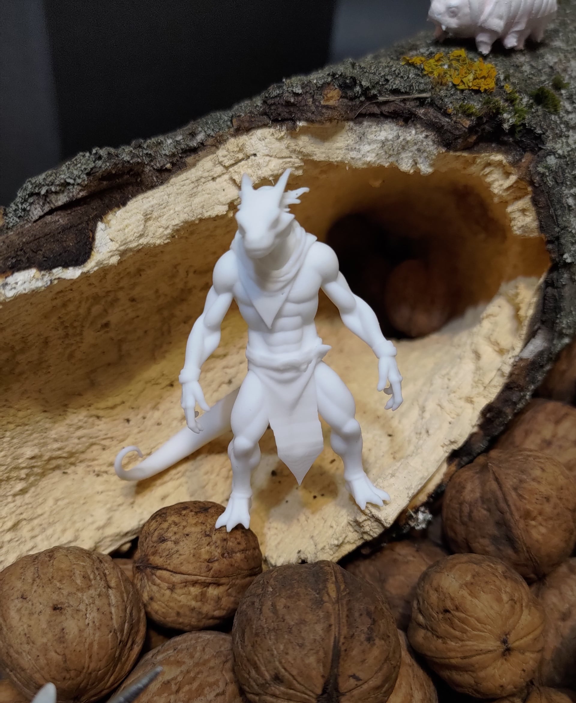 REPTILIAN FIGURE 3d model