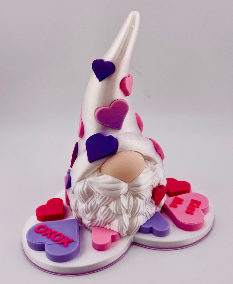 Valentines Day Gnome with Base 3d model