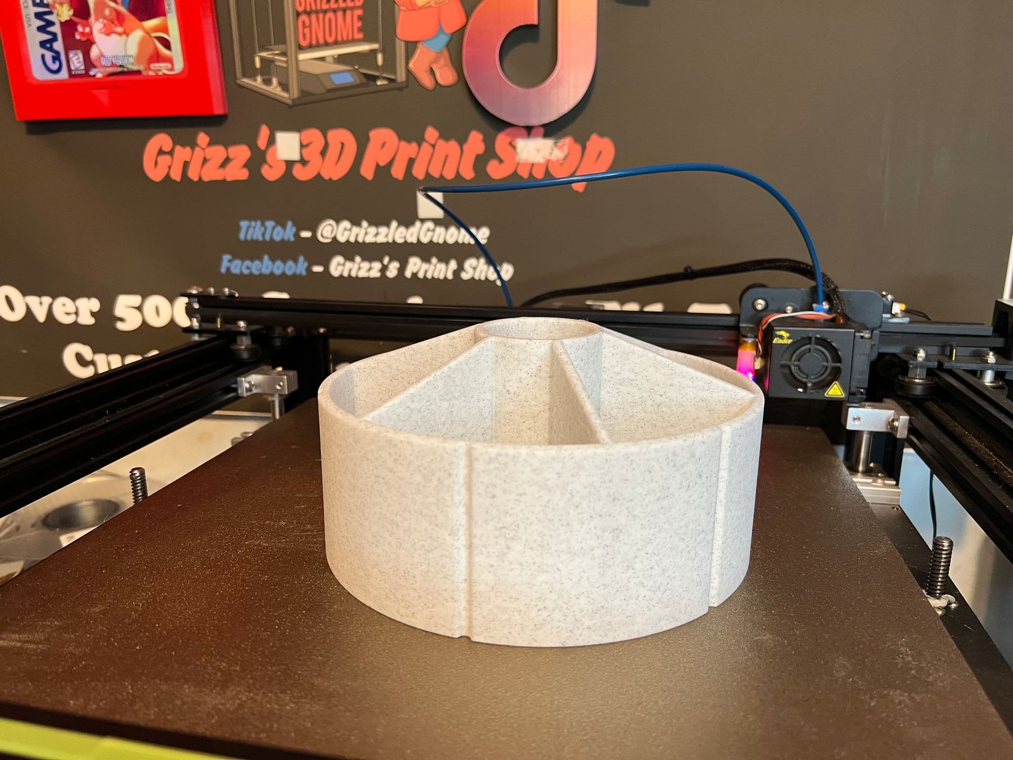 Circular desk organizer 2 - Slotted - Print in place 3d model