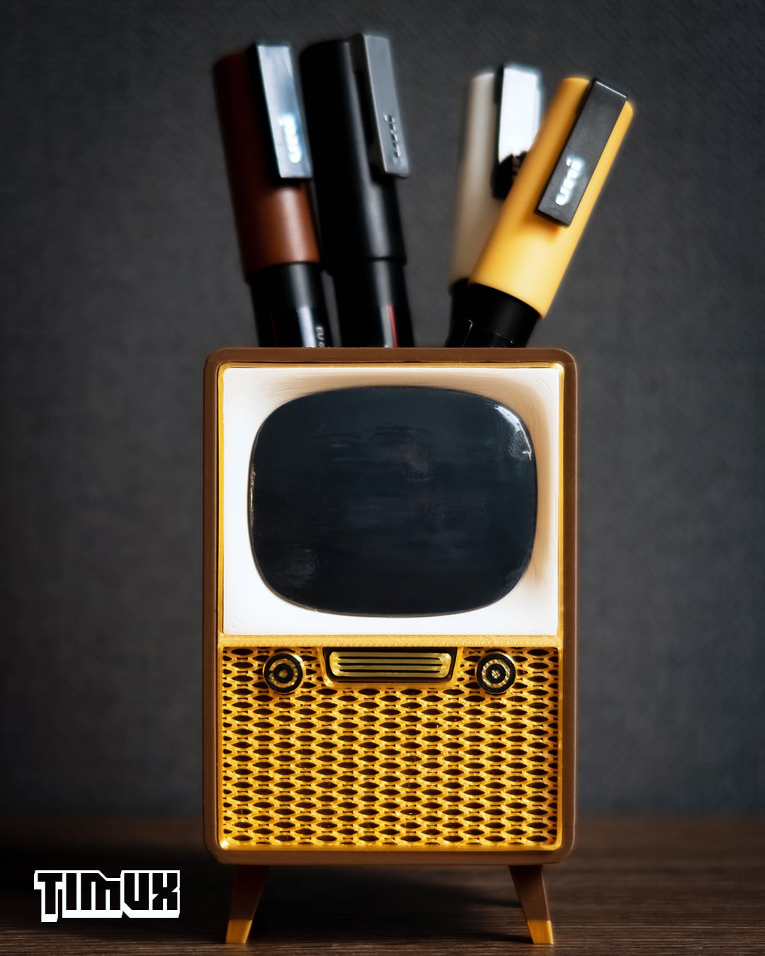 VINTAGE TV PEN HOLDER 3d model