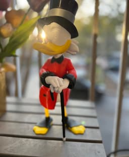 “ I made it by being tougher than the toughies and smarter than the smarties.” 3d model
