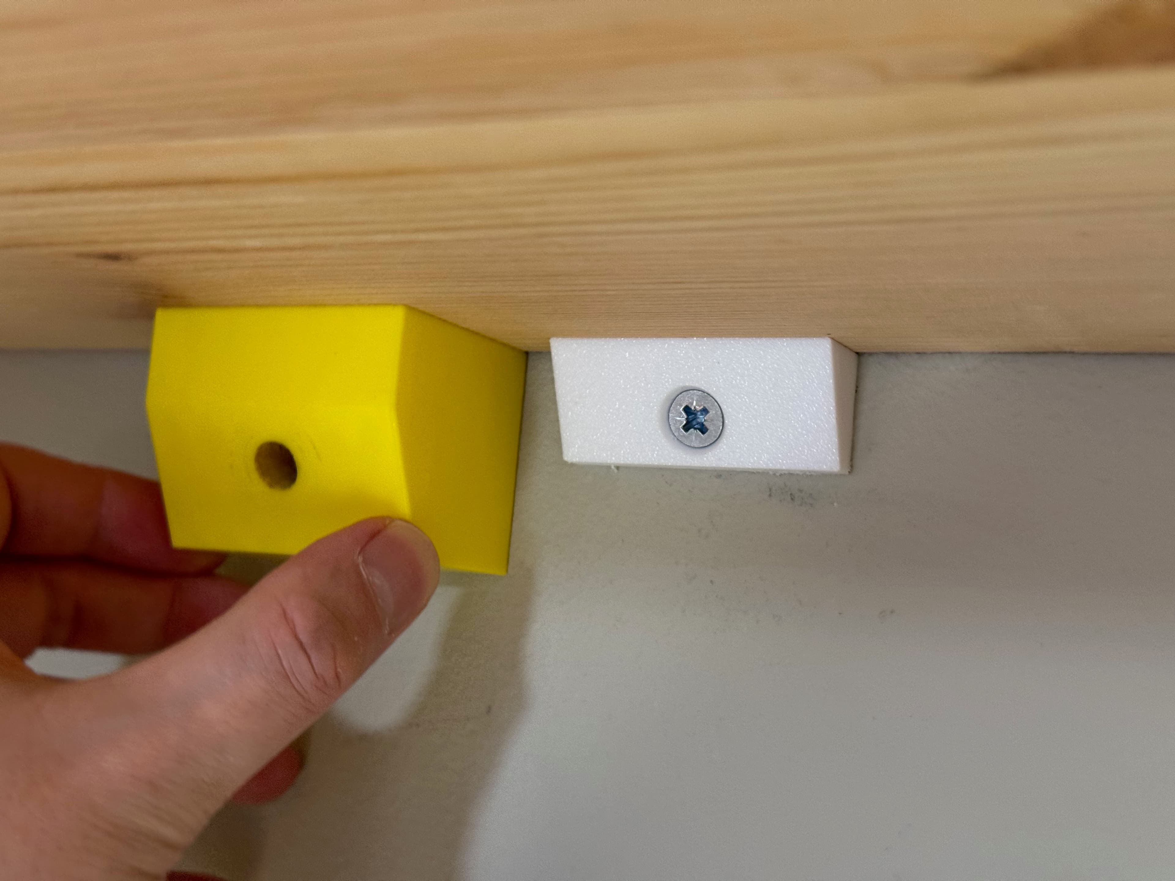 Wall-Mounted Tablet Support Bracket 3d model