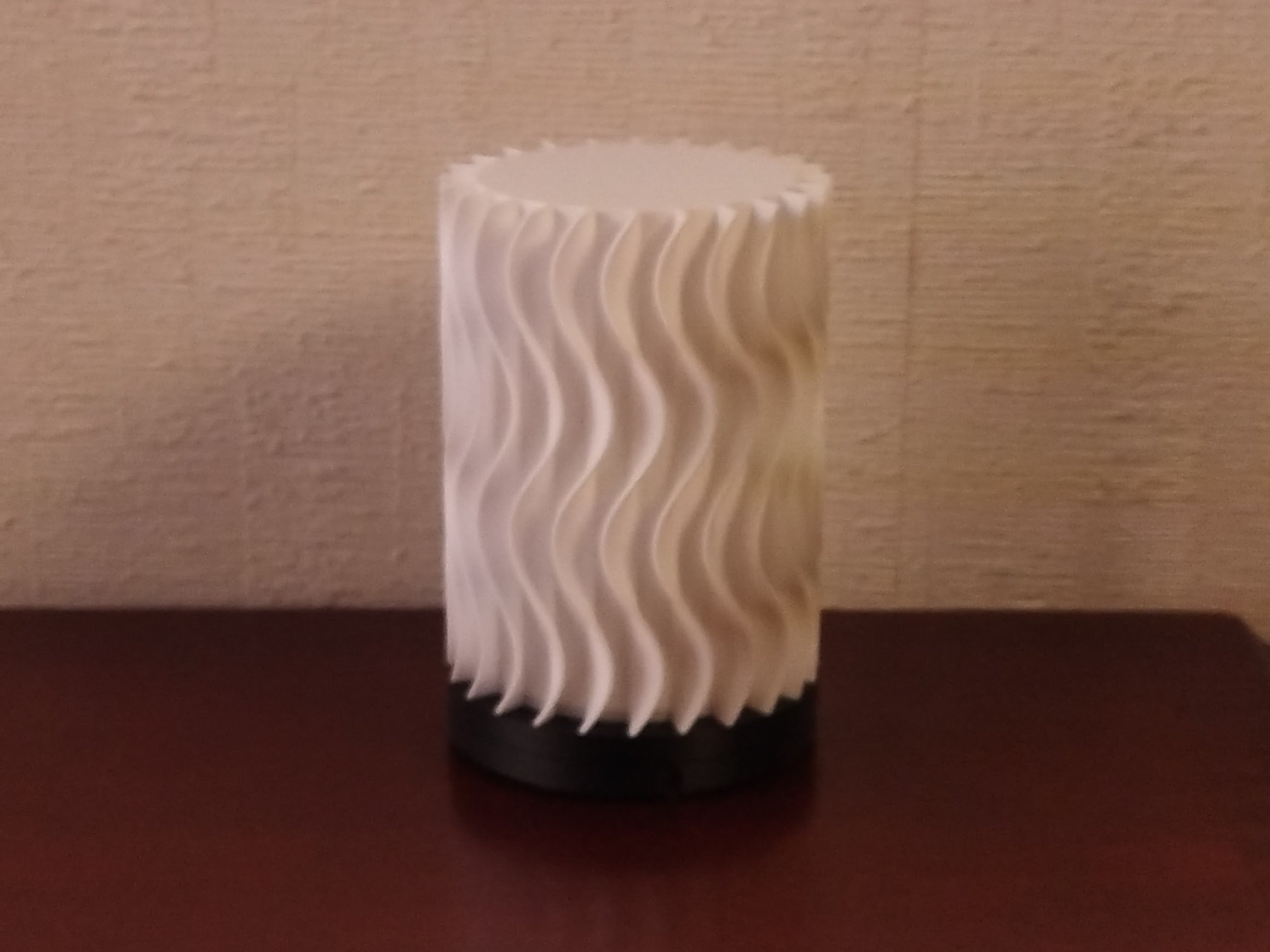 Mini Two Wave Lamp 3d model