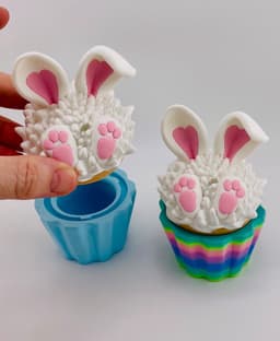 Cupcake Container -Fuzzy Bunny 3d model