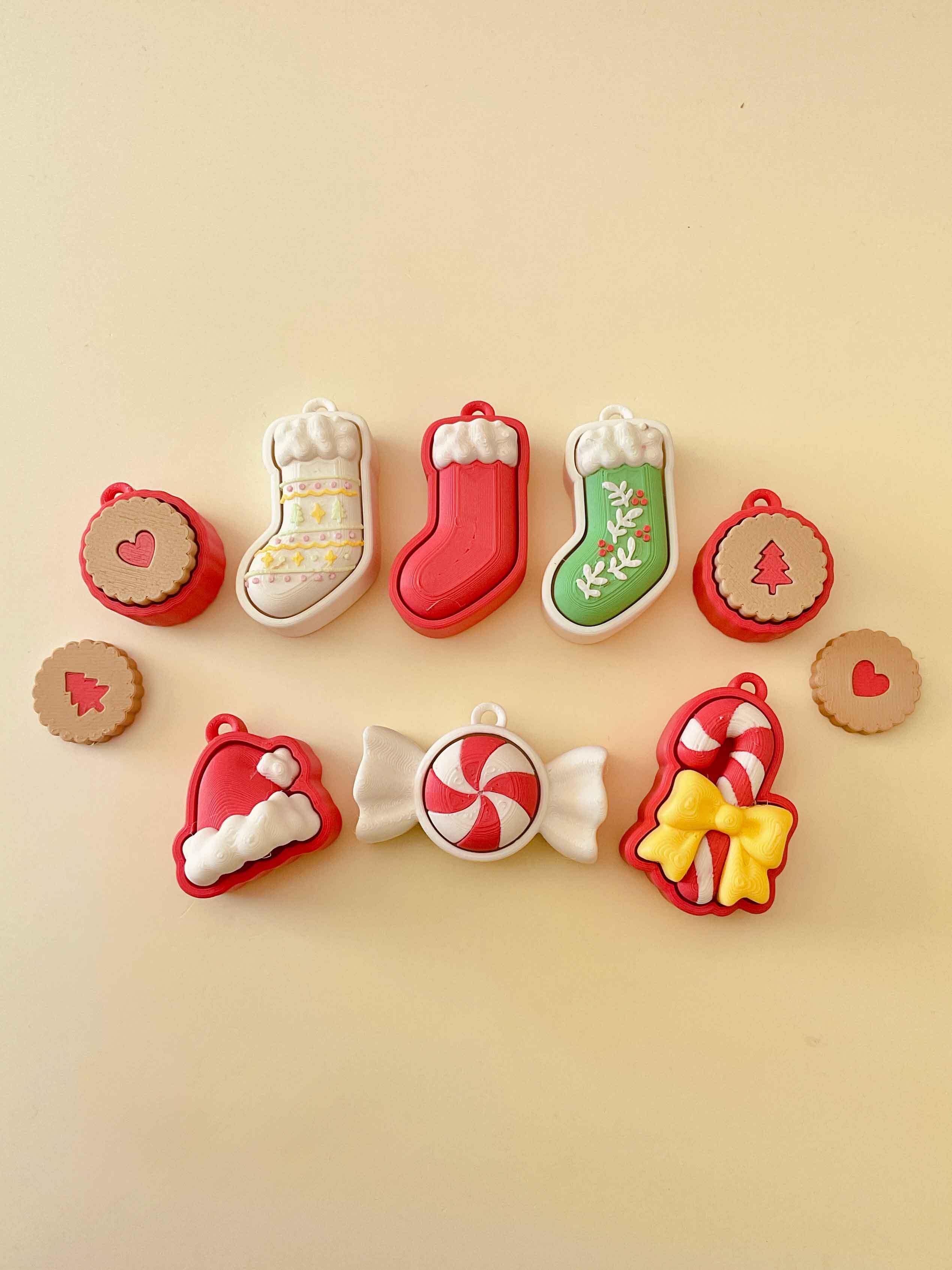 Classic Christmas Clicker Keychain Fidget Toy Bundle 3d model