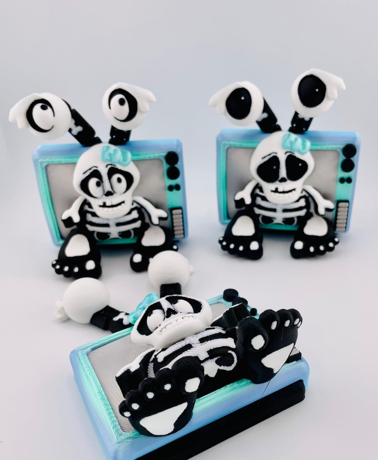 TV Skeleton Monster Magnet 3d model