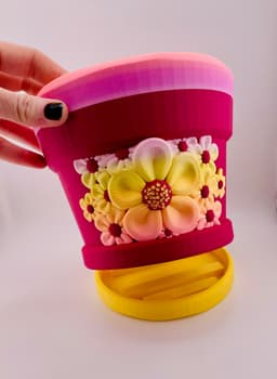 5 Petal Flower Pot 3d model
