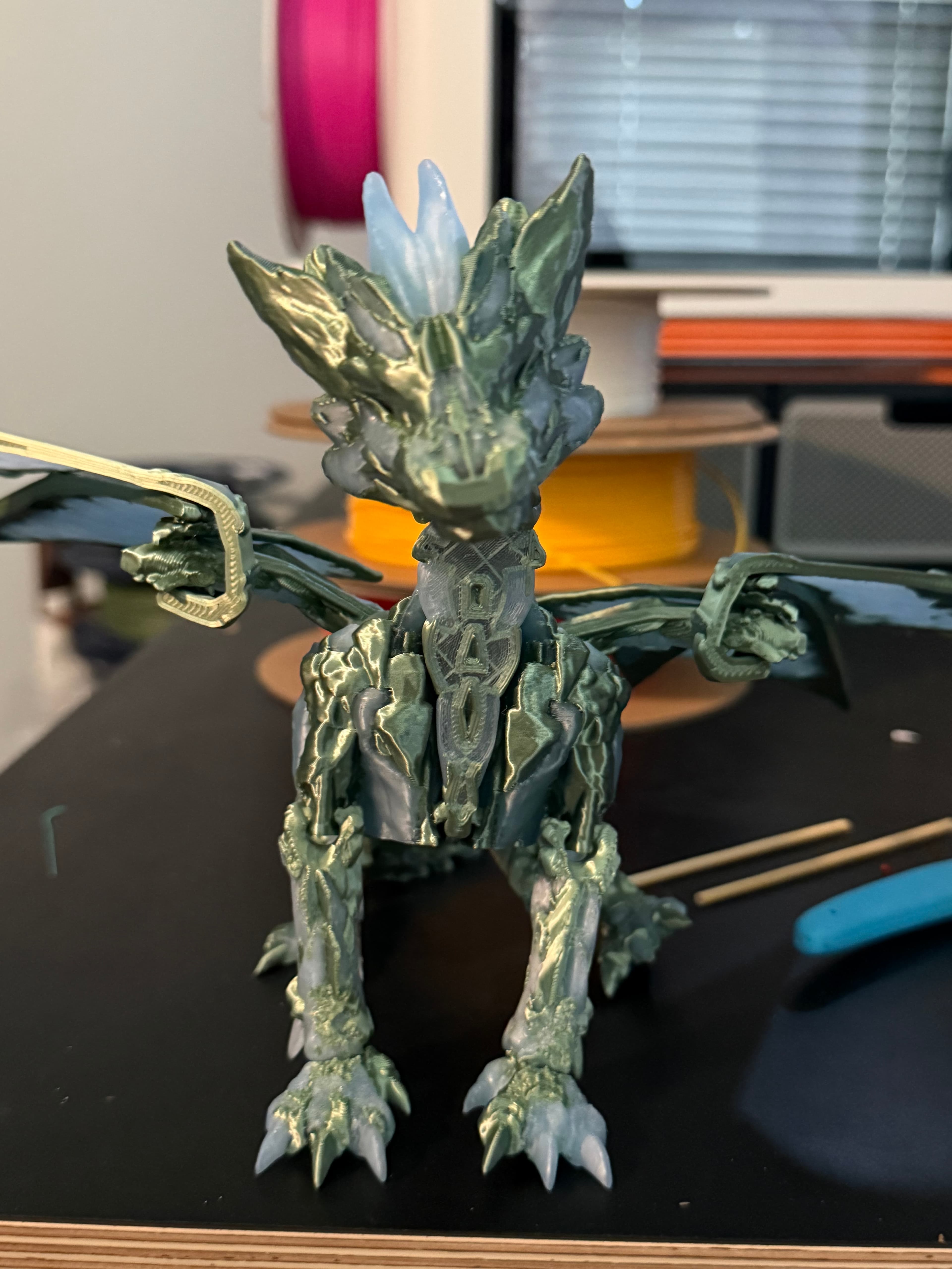 SUNLU Bronze pla and Bambu labs Transparent Pla. Color led puck underneath for ring effect