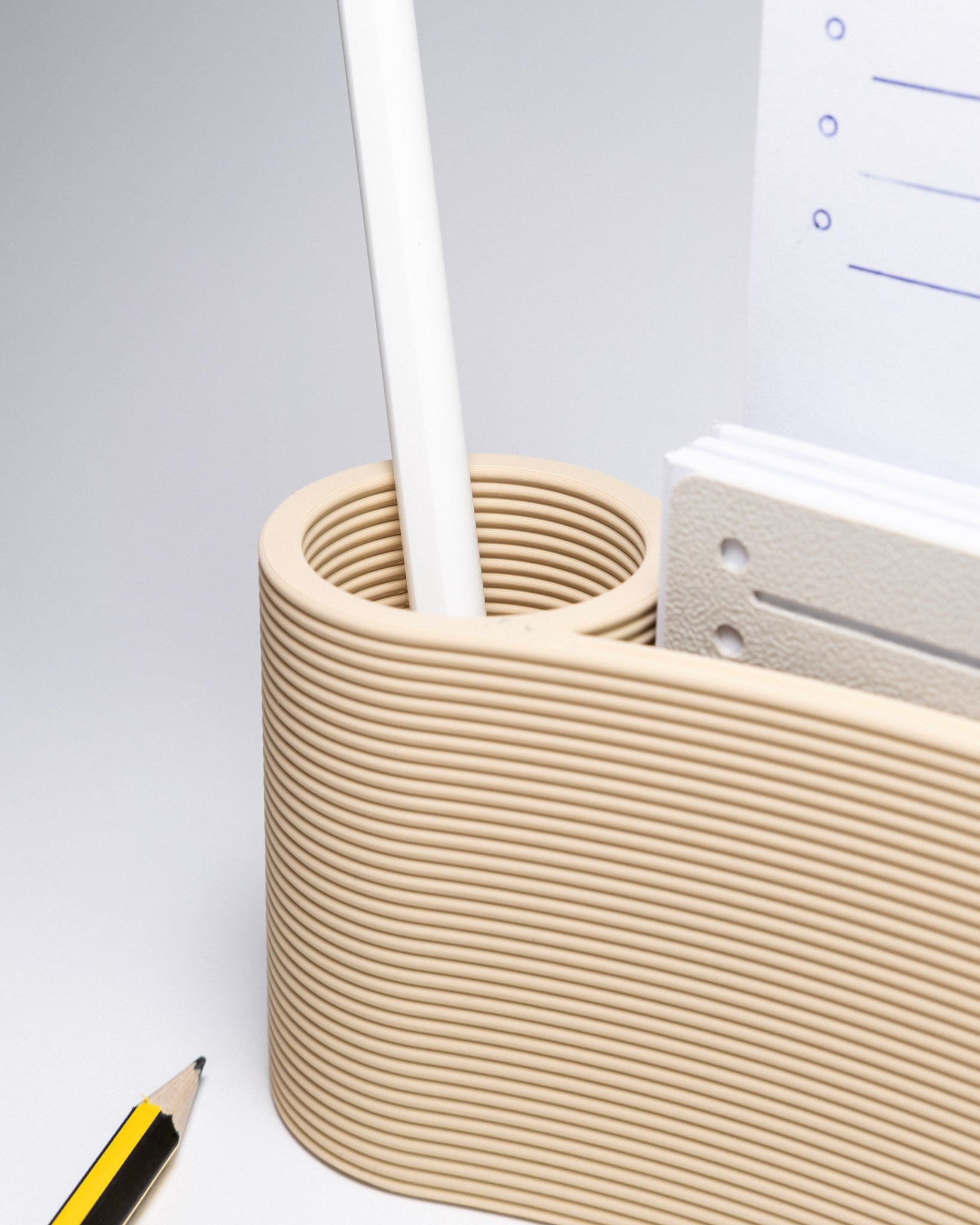 Bino - Workspace Organizer 3d model