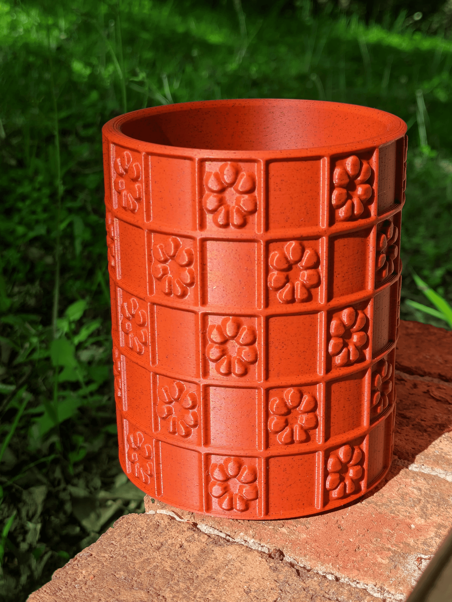 Floral Tile Vase 3d model