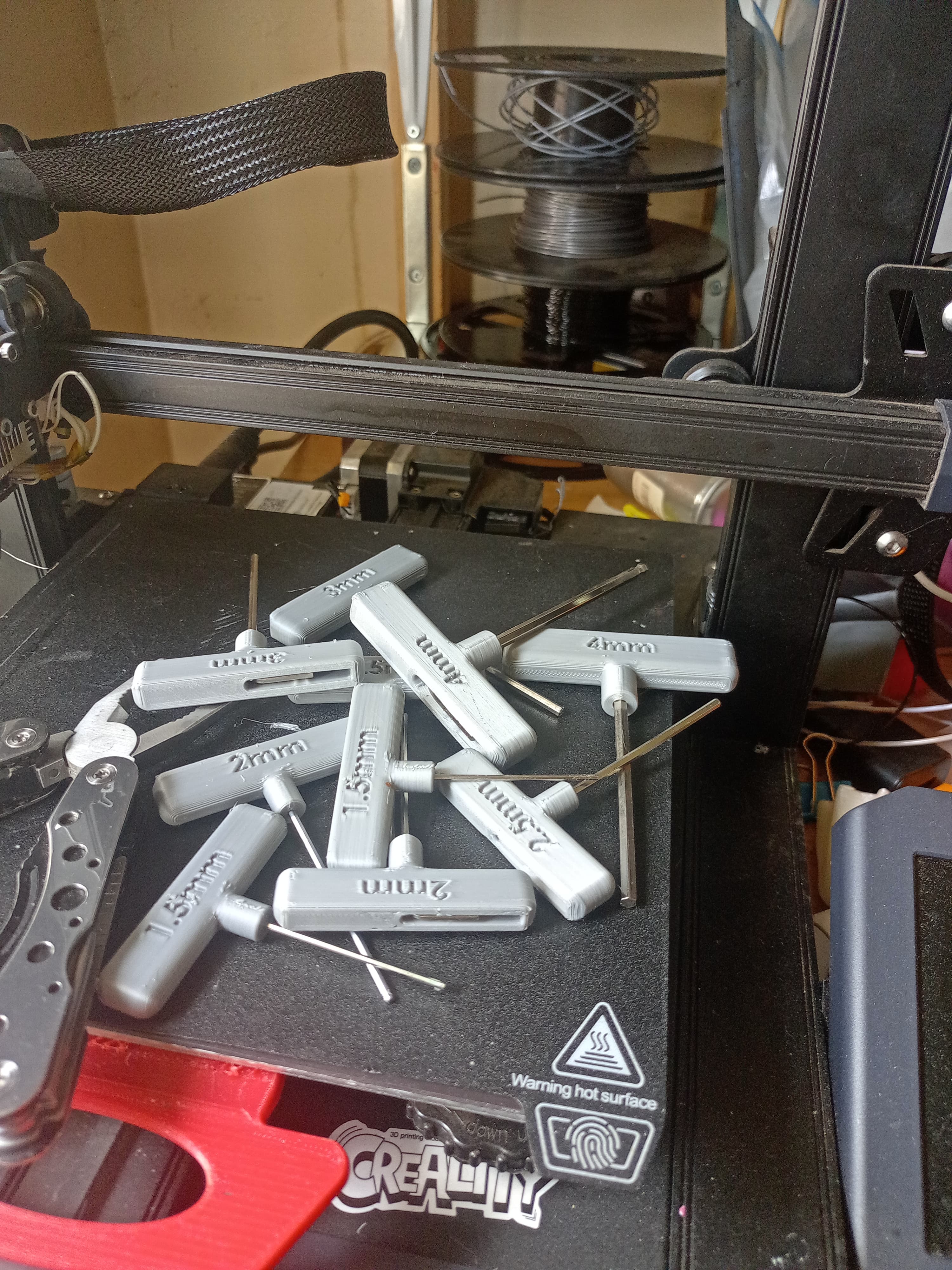 Still have to print the holder. With 5 printers, this is going to take awhile.
Thank you. They work perfectly.