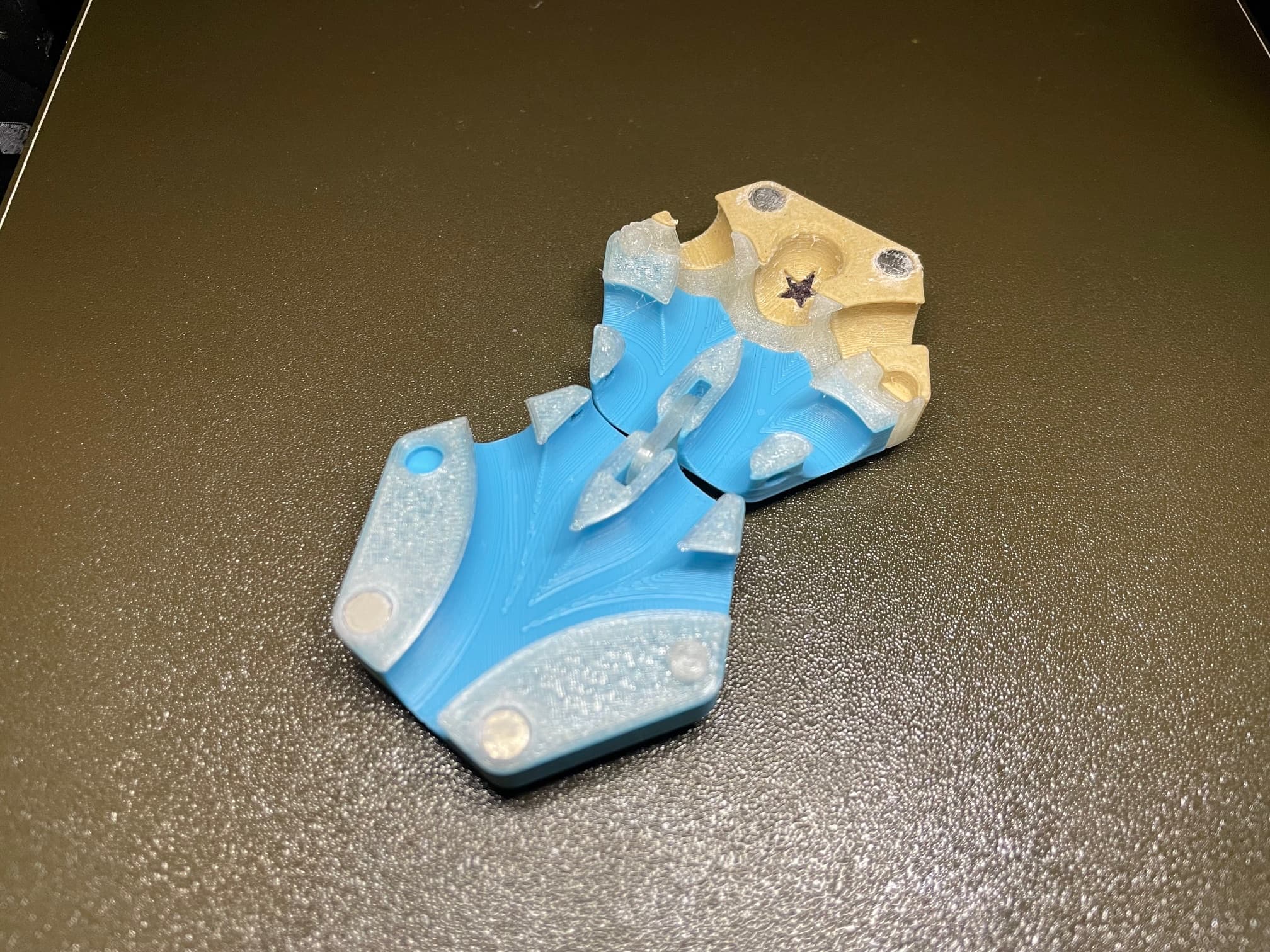 Printed in blue and transparent pla, with a wood filled pla for the sand.