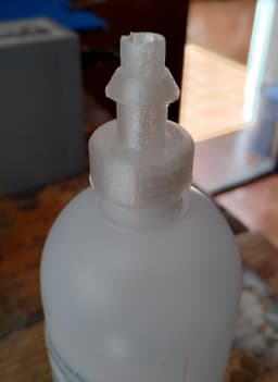 Bottle Cap with nozzle 3d model