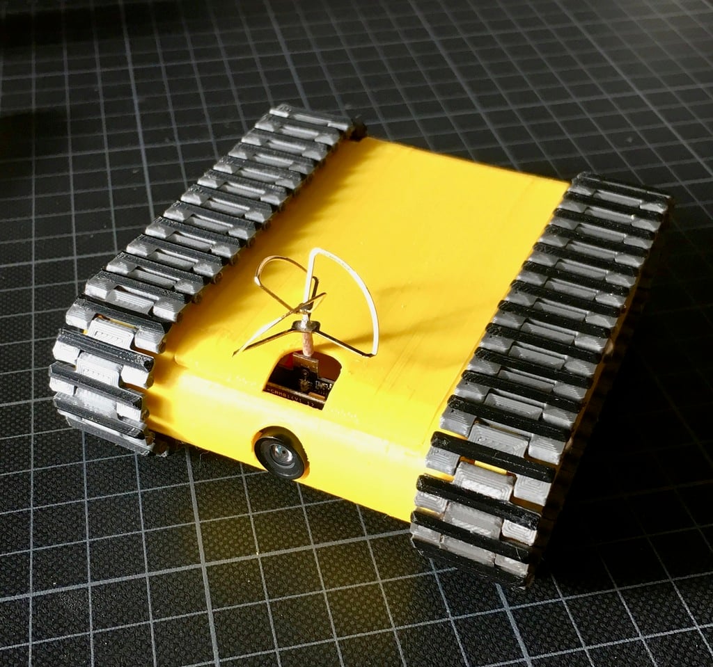 Mini FPV-Rover (Tank) 3d model