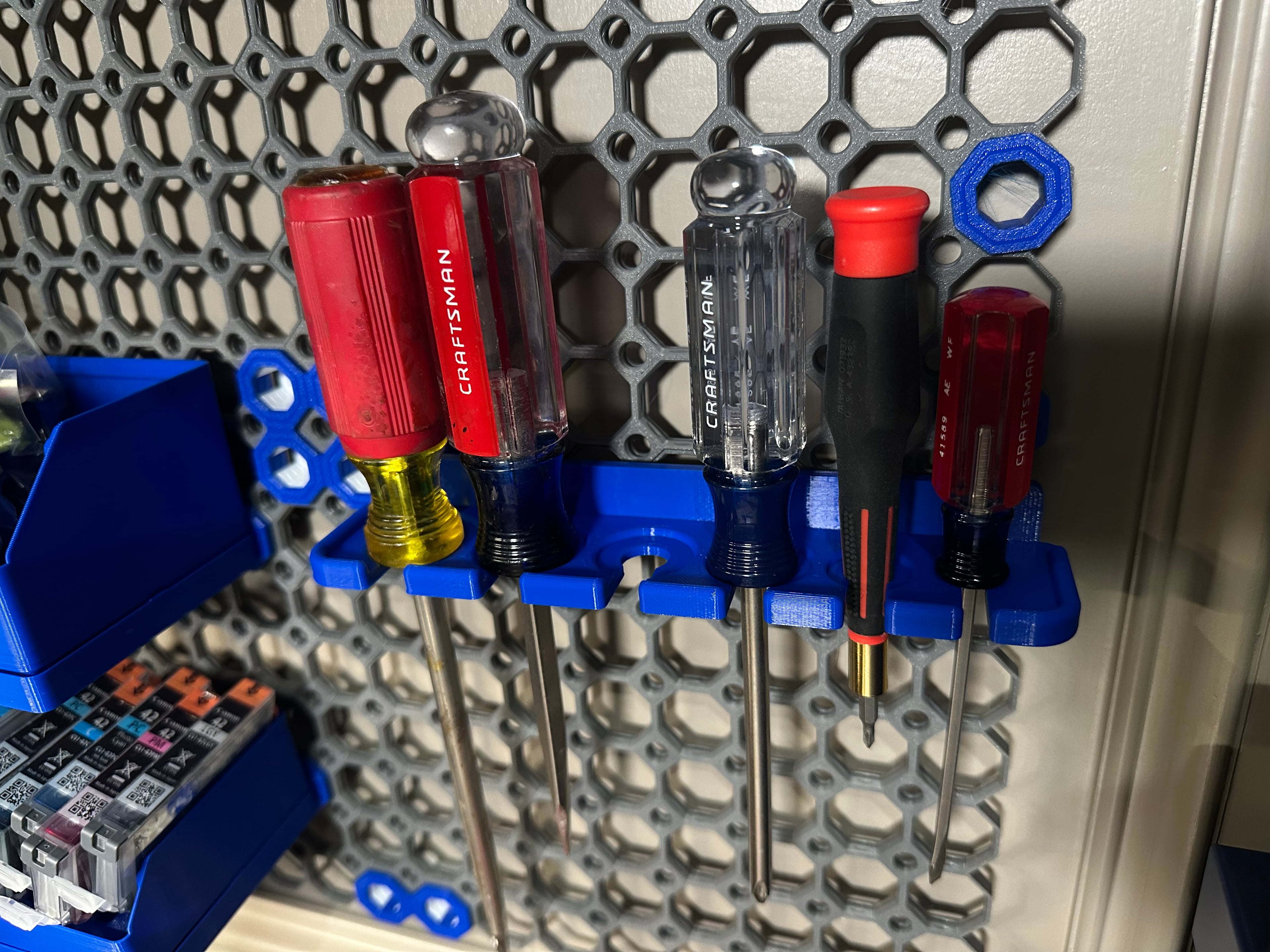 Multiboard ScrewDriver Bracket 3d model