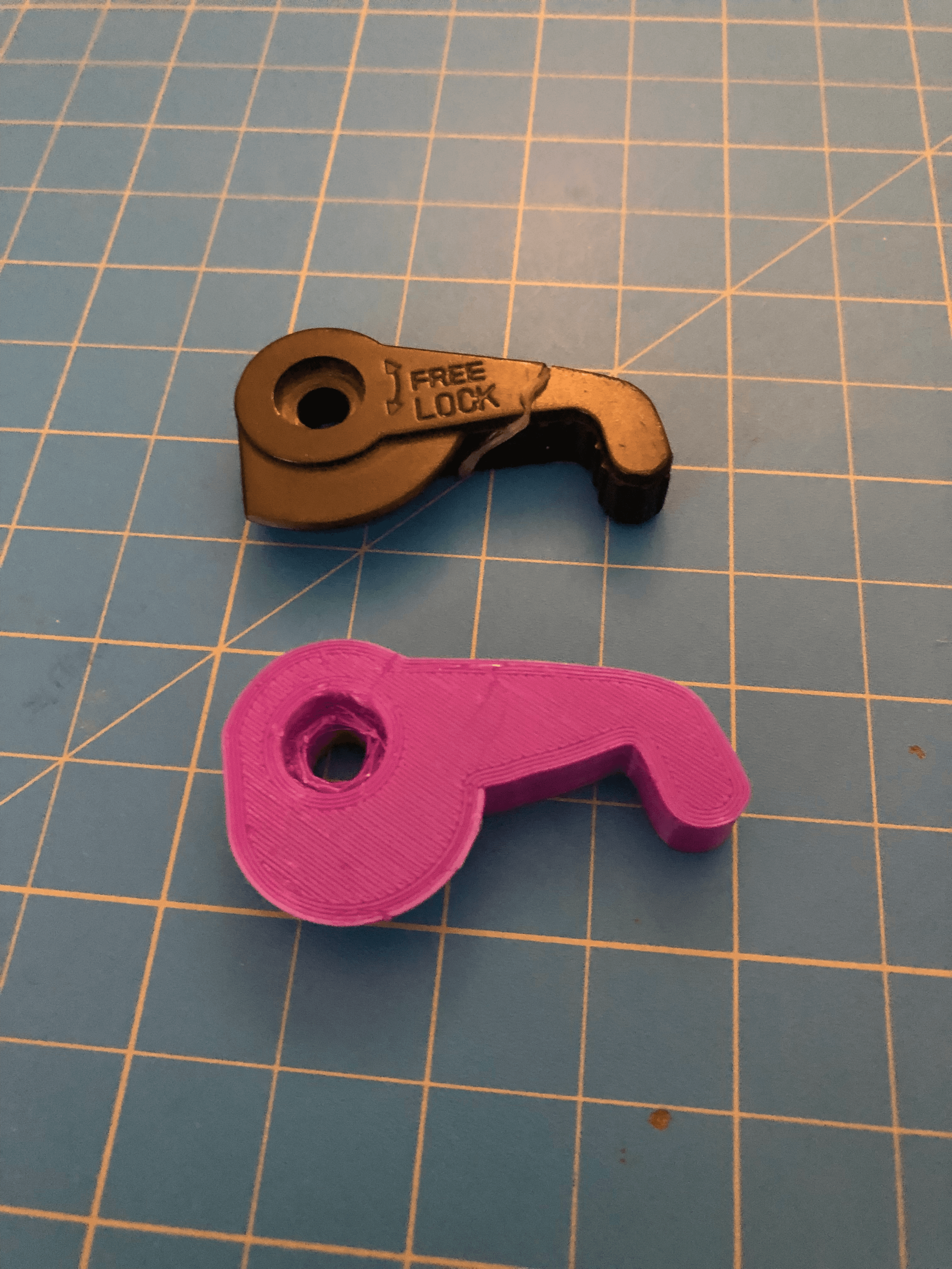 MX 2000 tripod - quick release plate lever 3d model