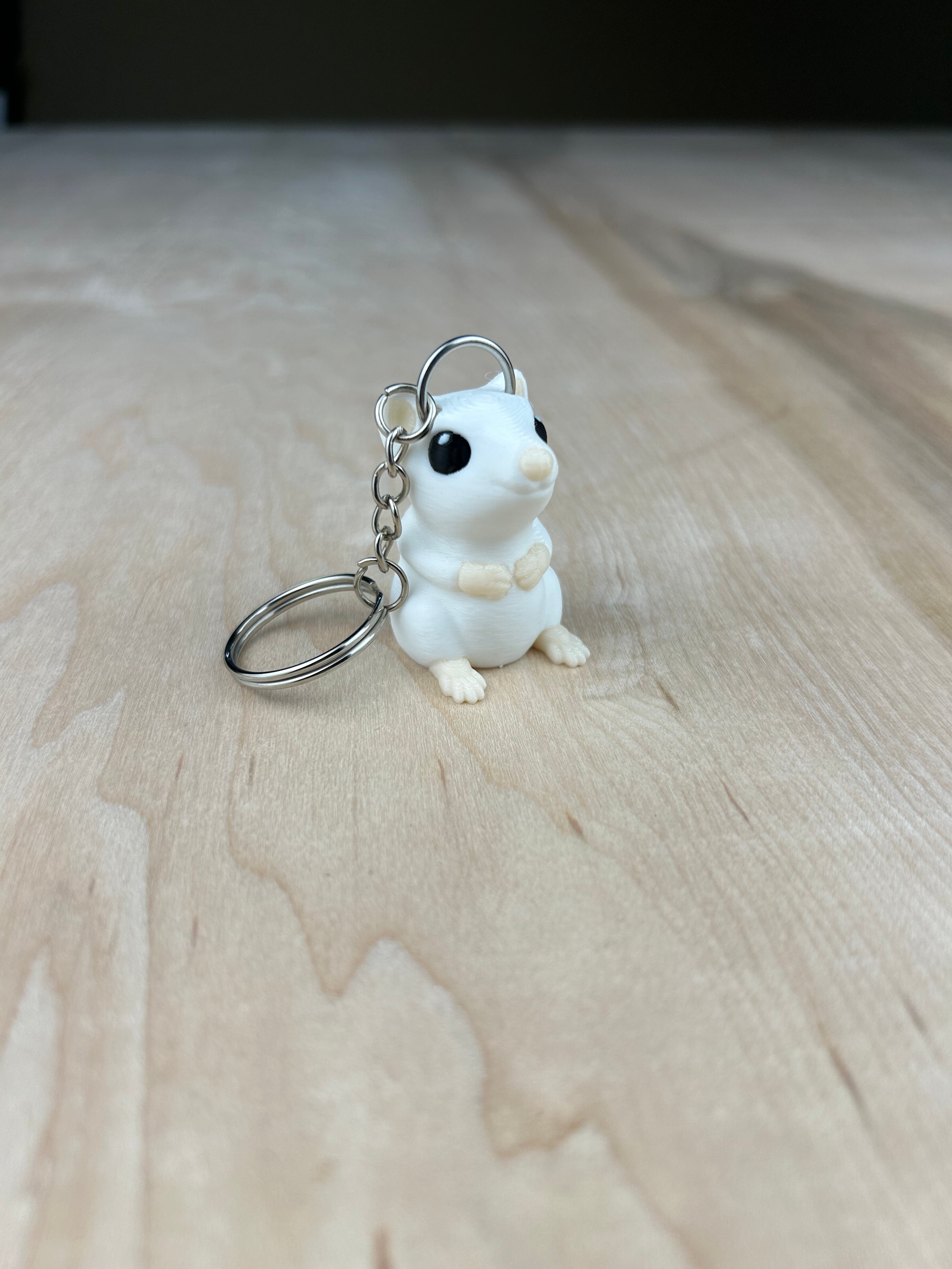Rat Sitting Up Keychain 3d model