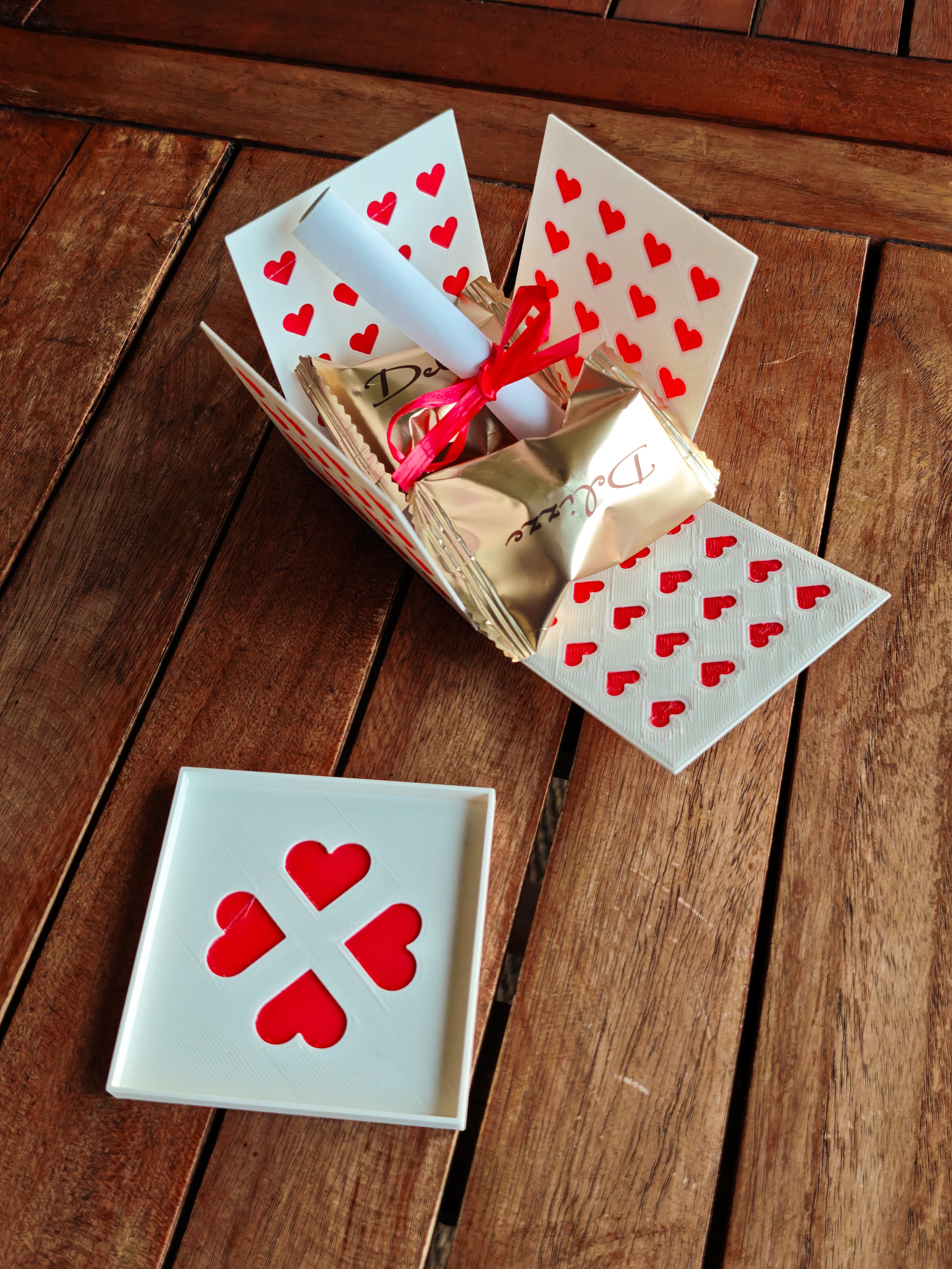 Foldable Valentine Gift Box 3d model