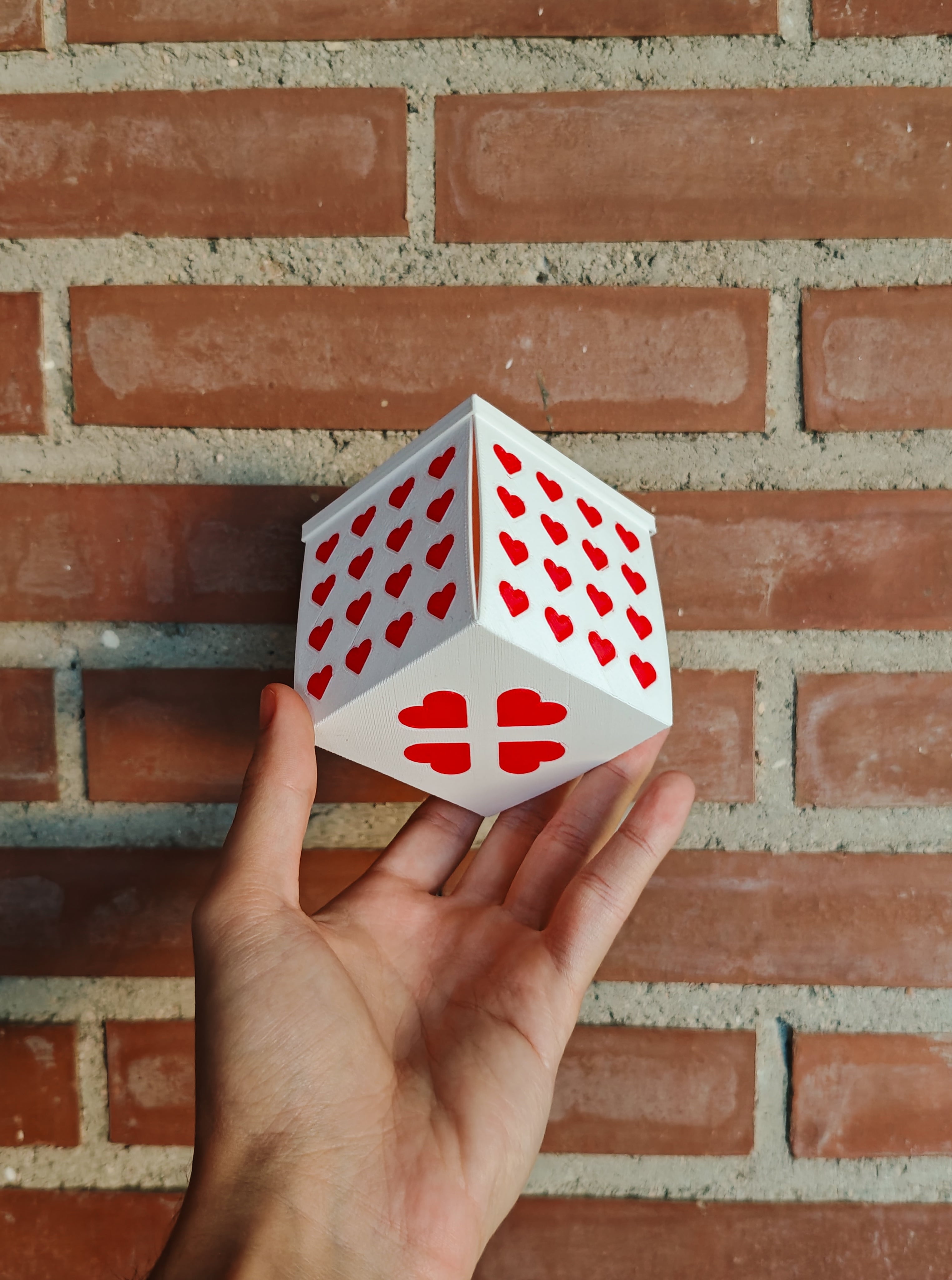 Foldable Valentine Gift Box 3d model