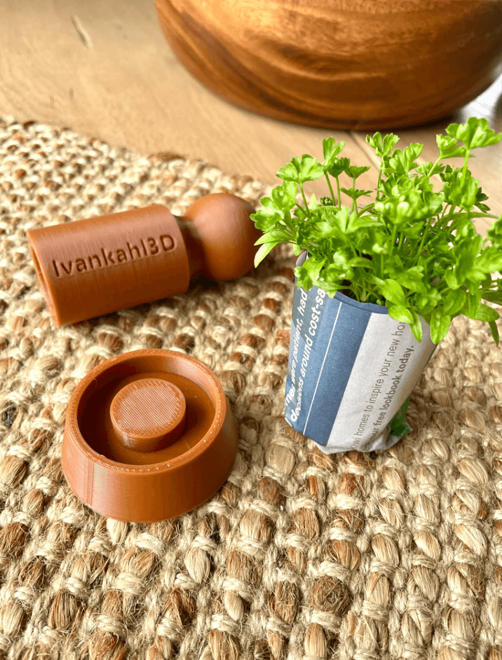 Paper Pot Maker - Gardening Tool Seedlings 3d model