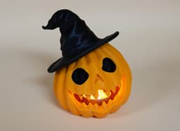 Scary Pumpkin and tealight 3d model
