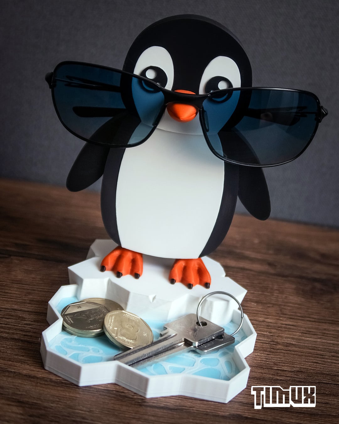 PENGUIN GLASSES HOLDER 3d model