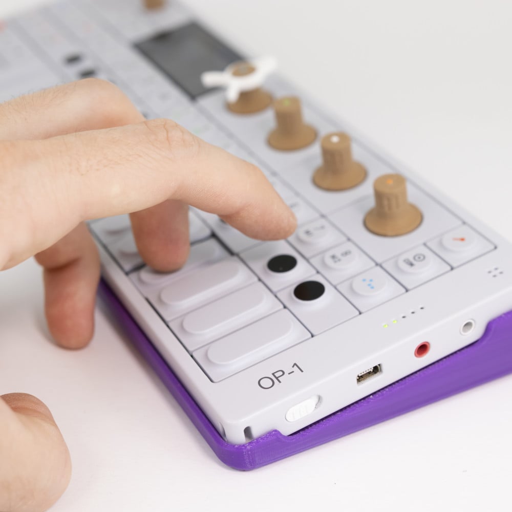 OP-1 BestCase // Simple Decksaver 3d model