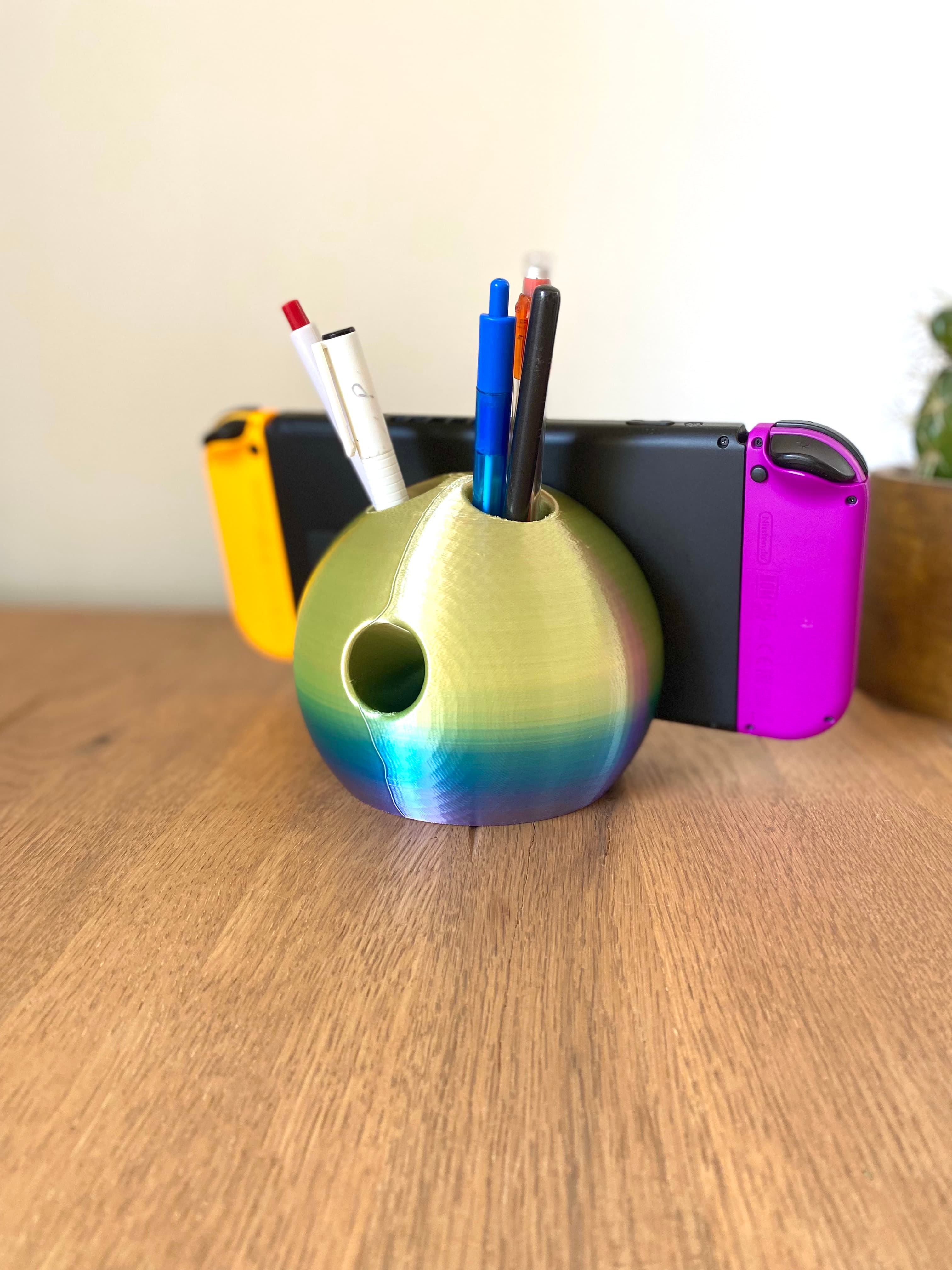 Bowling Ball Phone / Switch / Pencil Holder 3d model