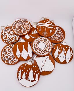 Gingerbread Cookie Ornaments Set 4 3d model