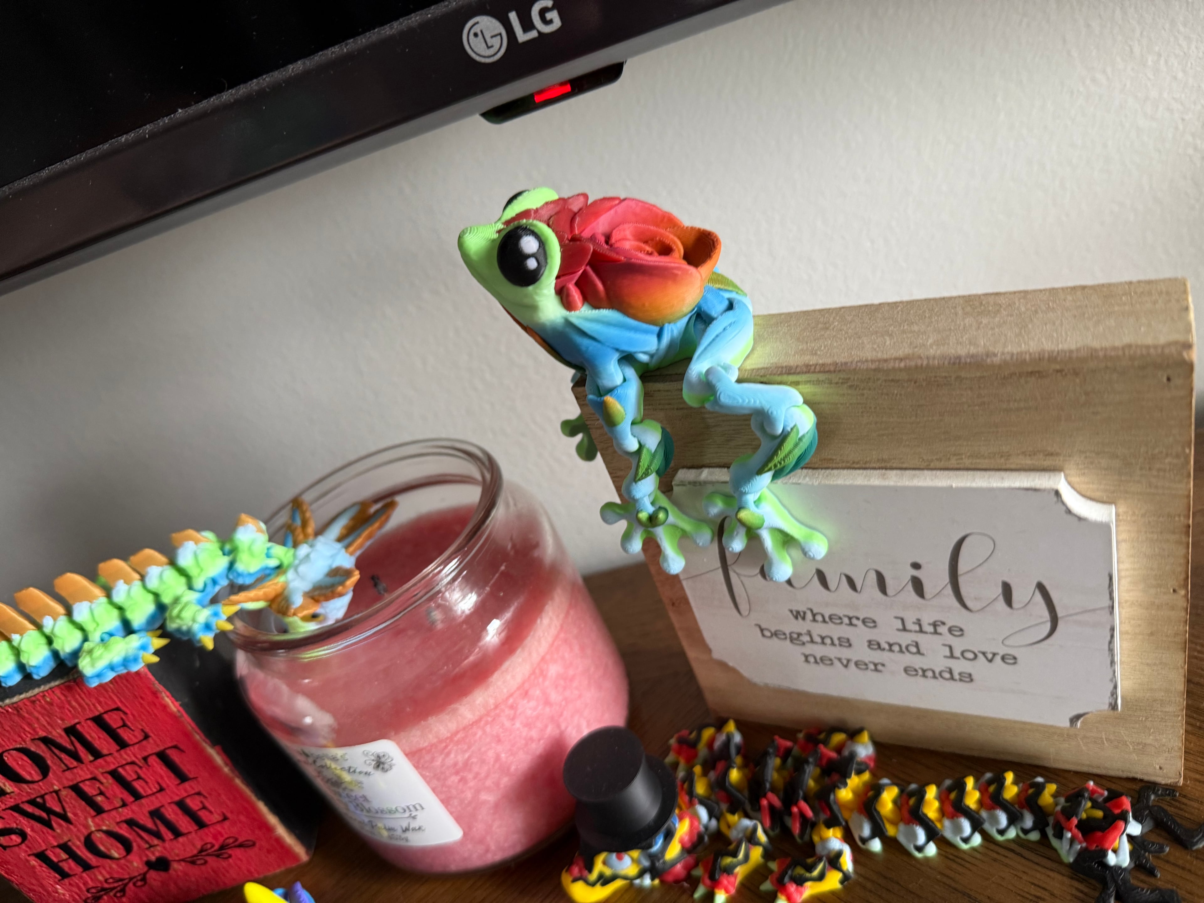 4 Color Rose Frog