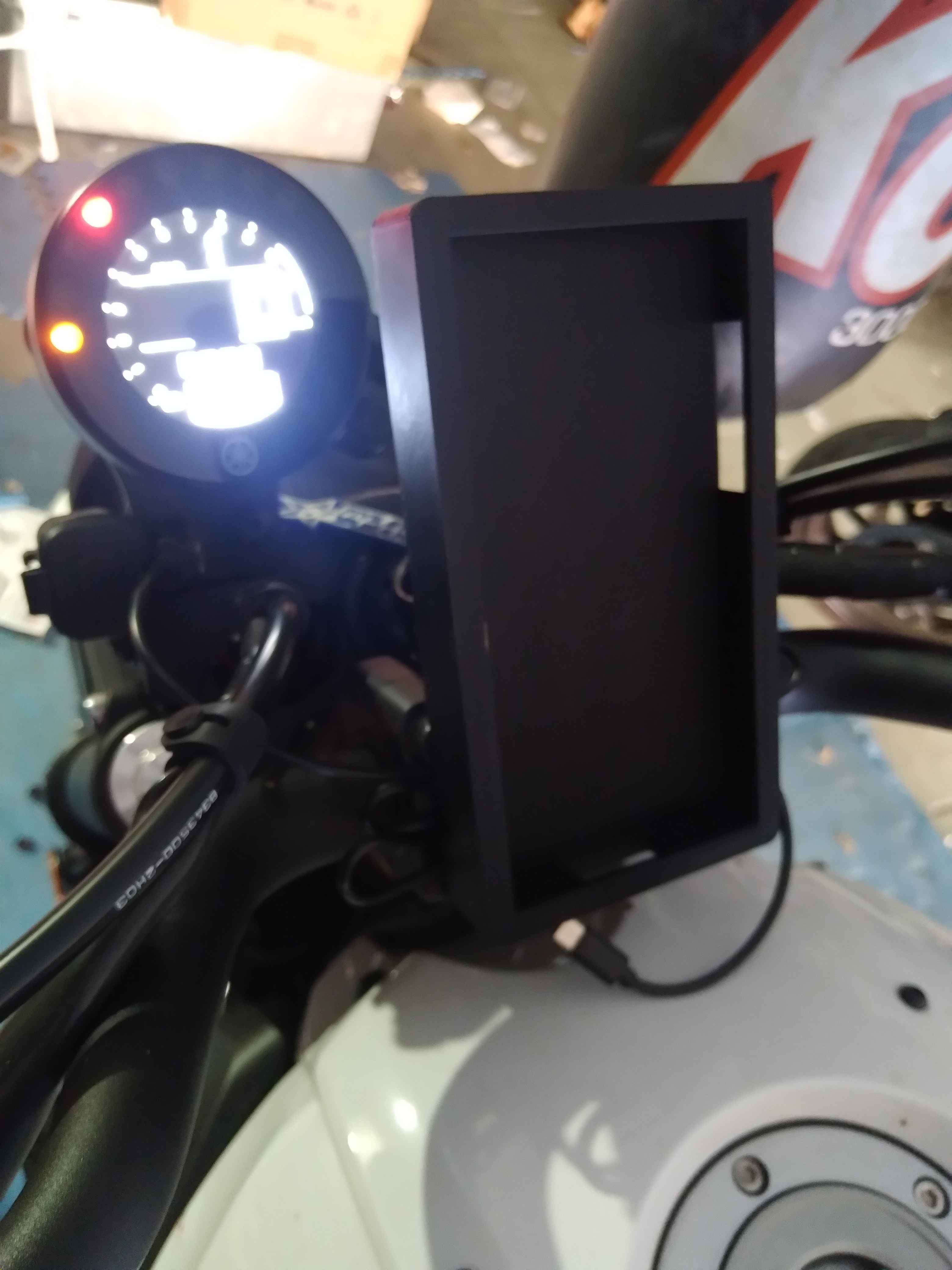 XSR700 Phone Mount 3d model