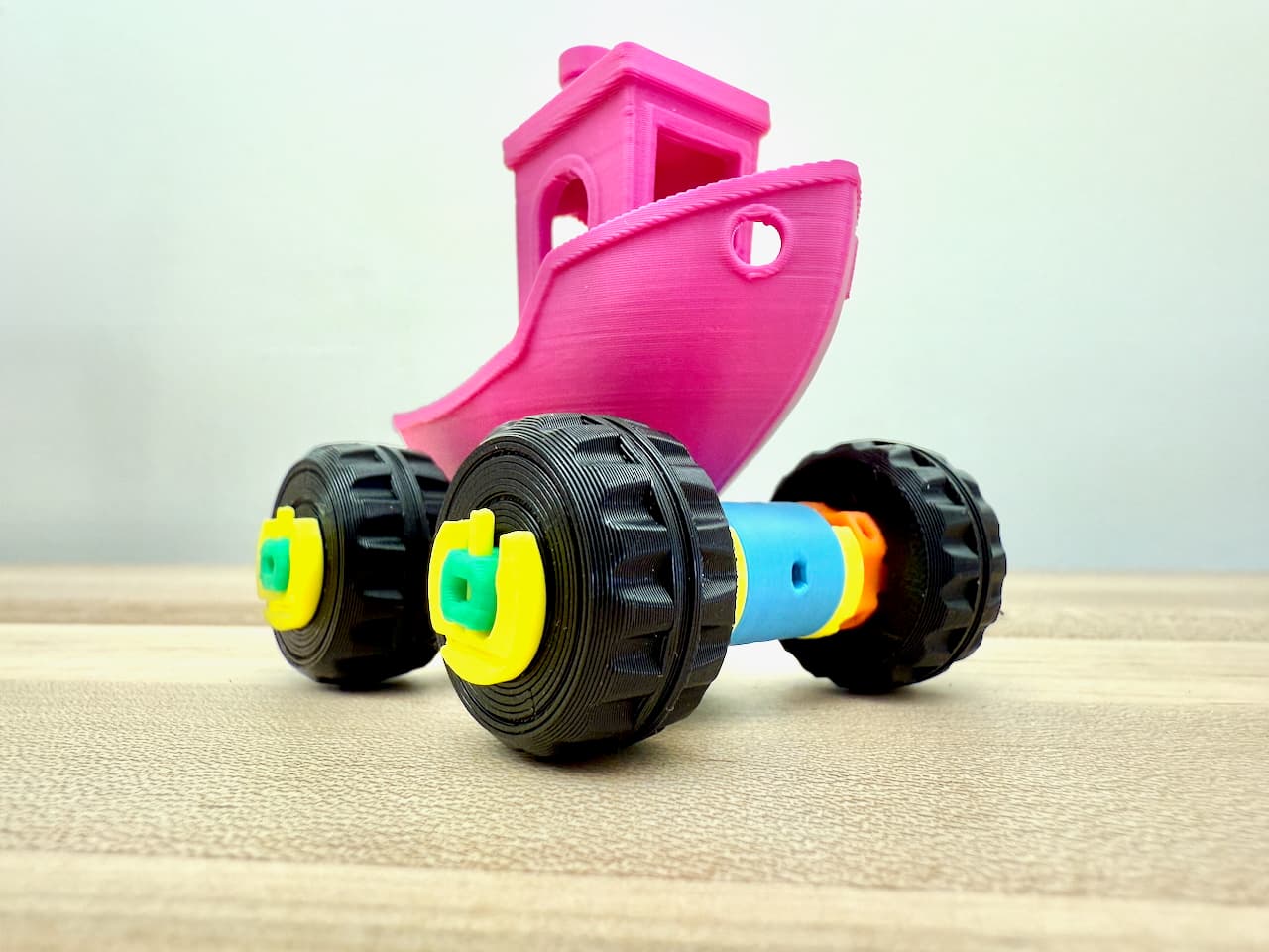 Fun design. Printed and assembled nicely.